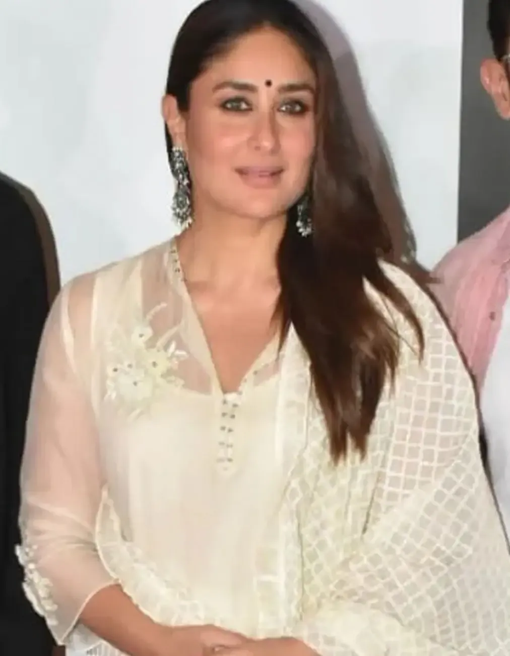 North Indian Girl Kareena Kapoor Long hair White Dress Images